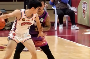 官网登录入口-冲刺阶段浙江队战术微调：欧篮联节点到来，质疑声仍在，球队文化再被提及的简单介绍